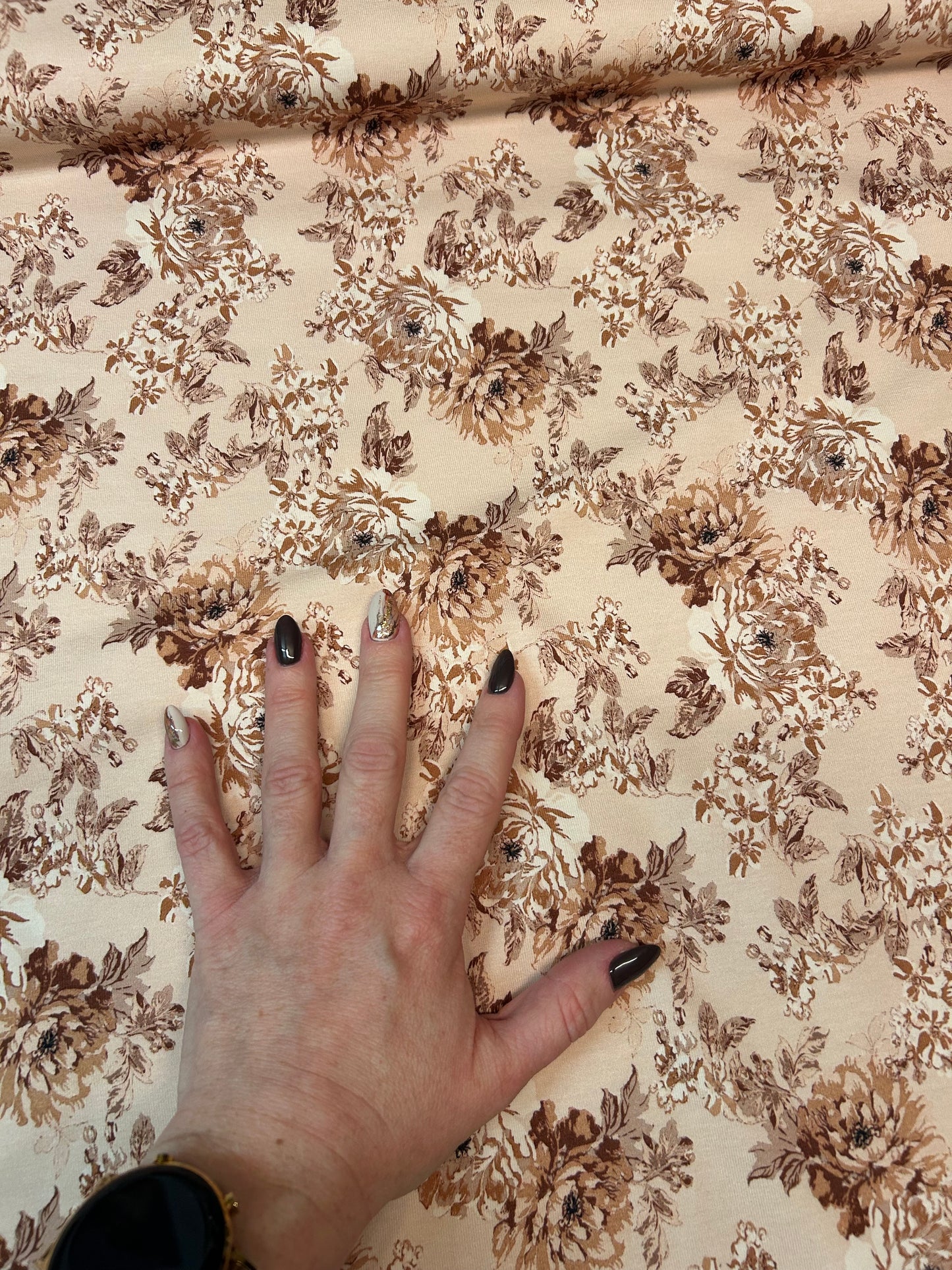 Blomster i beige og brune toner - Bomuldsjersey