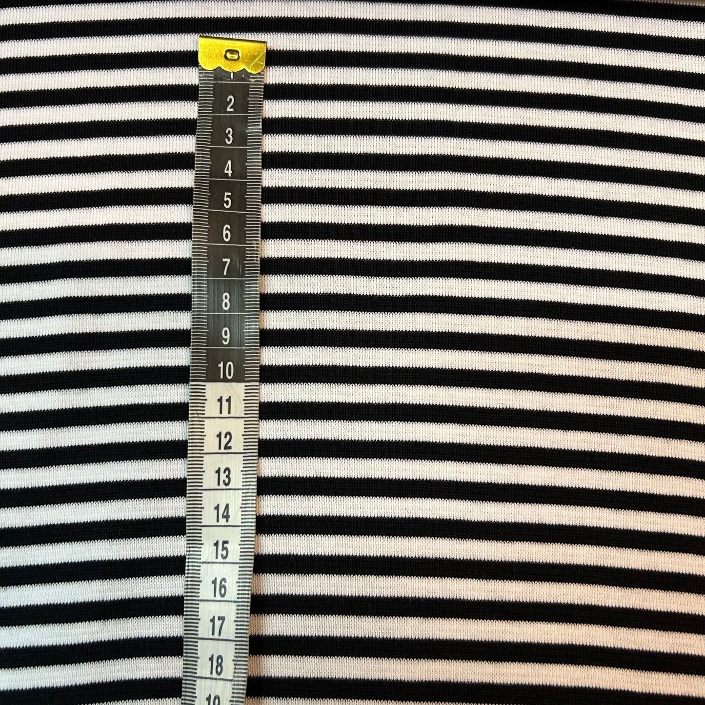 Stribet sort/hvid - Rib