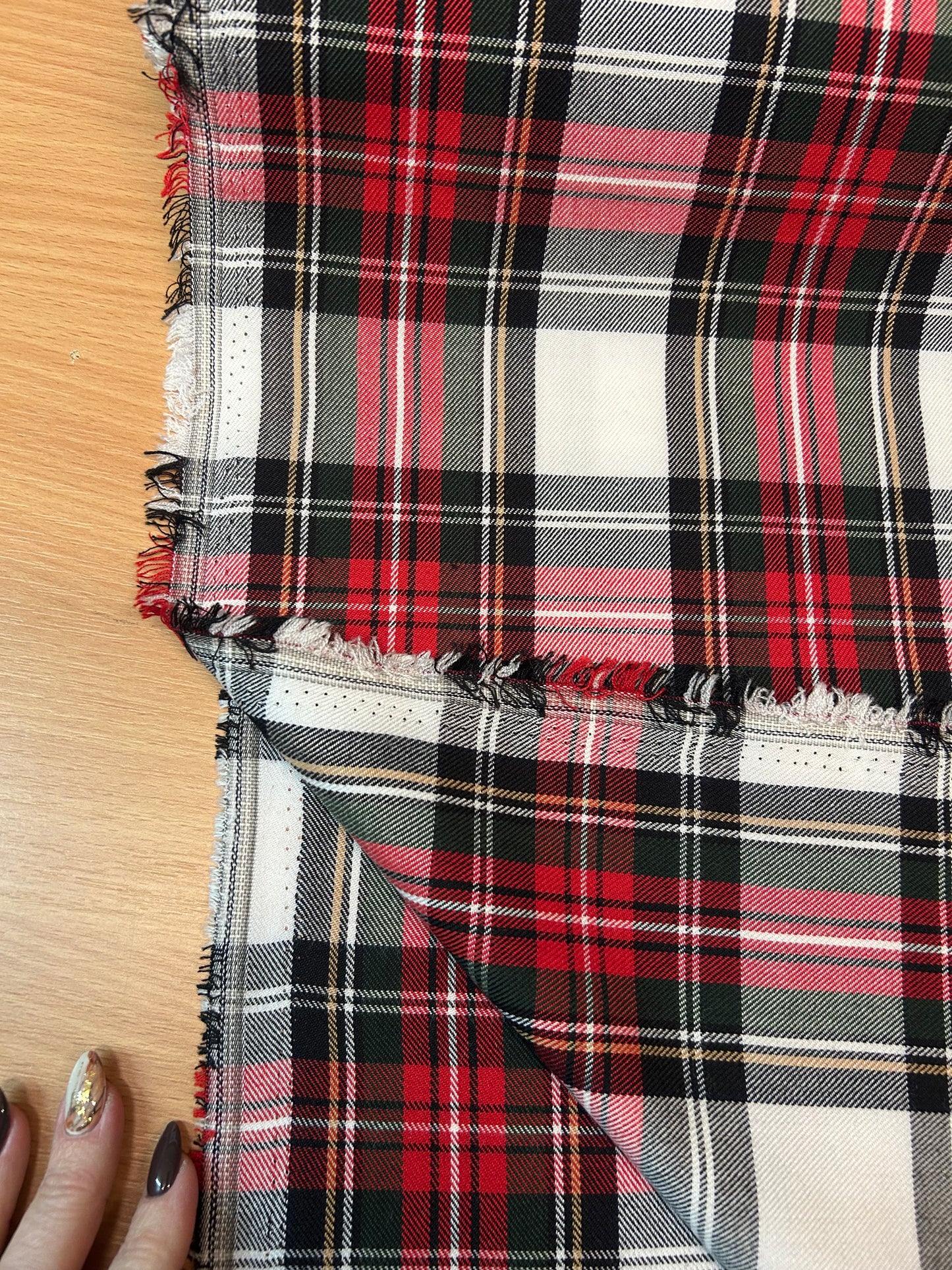 Skotskternet rødt hvid stof - Tartan Stof
