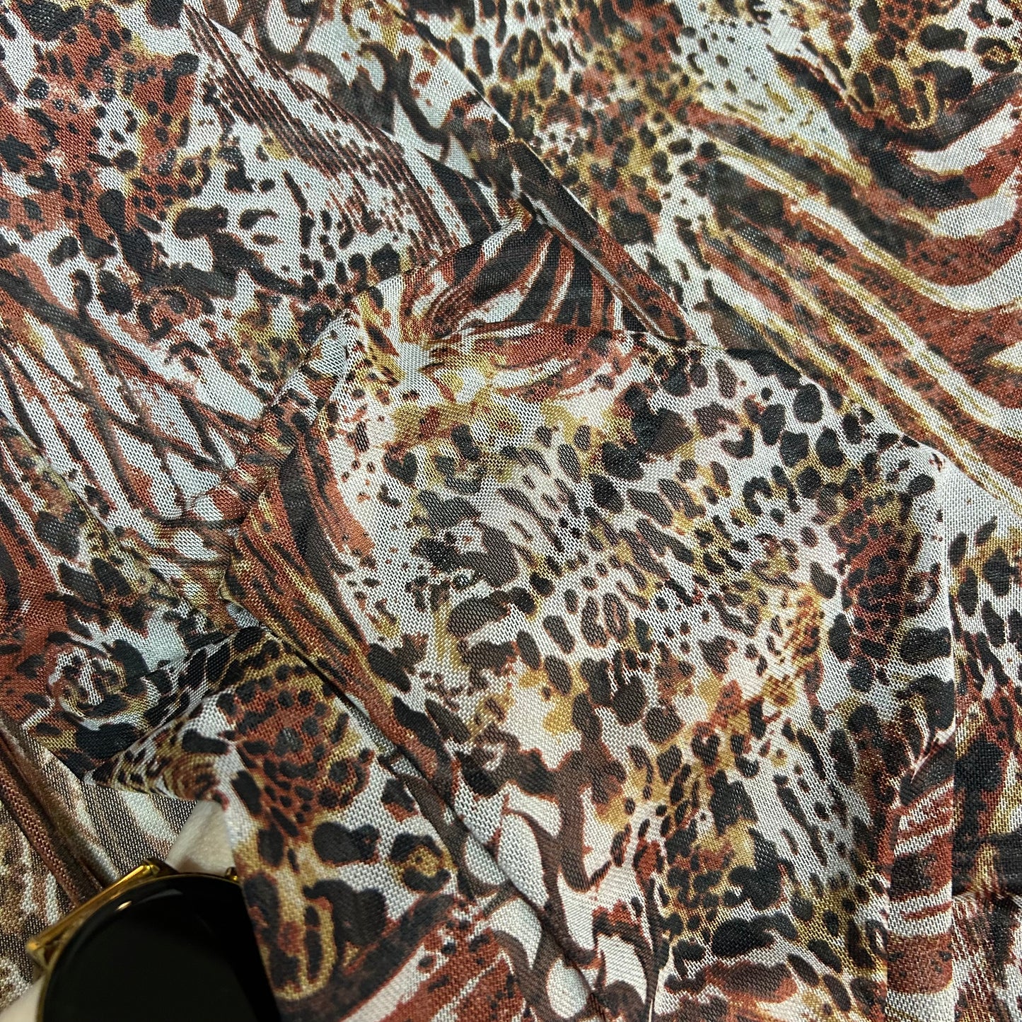Mesh - Dyreprint i rødlig, brun og beige farver