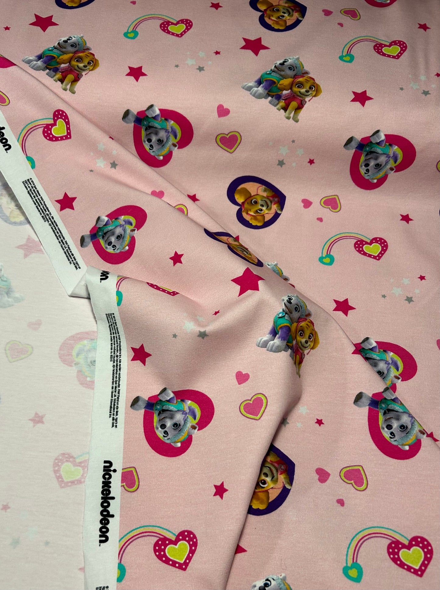 Paw Patrol pink med hjerter (Skye & Everest) - Bomuldsjersey (Licensprint)