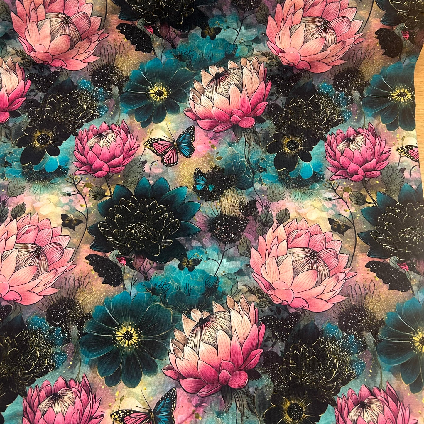 Blomster og sommerfugle - Bomuldsjersey