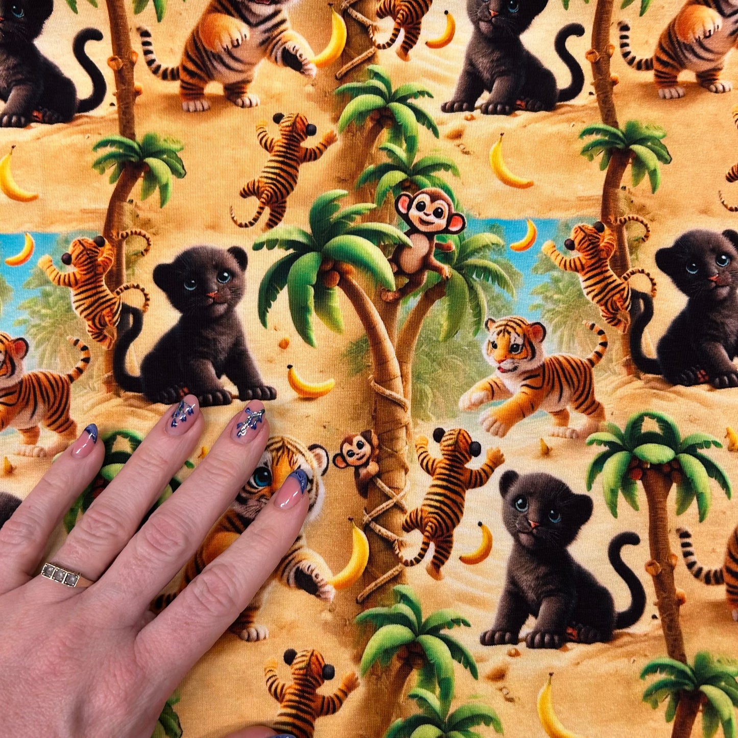 Søde jungle dyrebørn - Bomuldsjersey