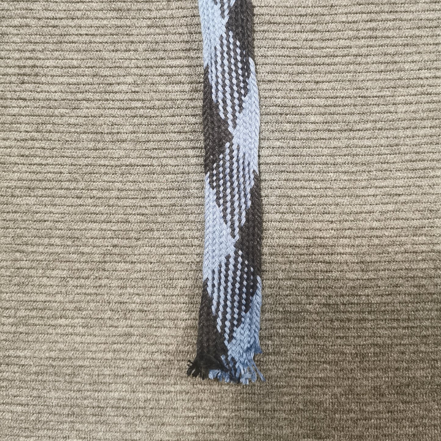 Flad anoraksnor med tern 20 mm bred