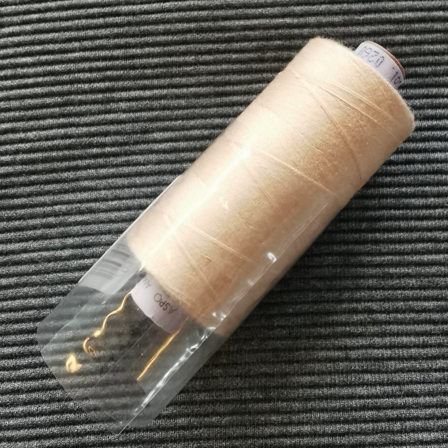 Beige - 1000 meter sytråd
