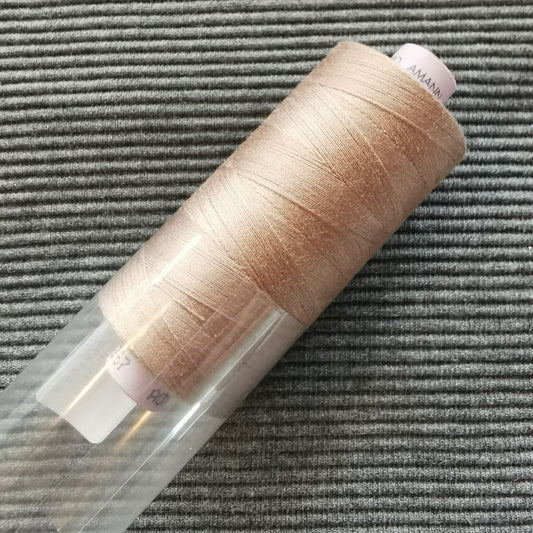 Mørk beige/lys brun - 1000 meter sytråd