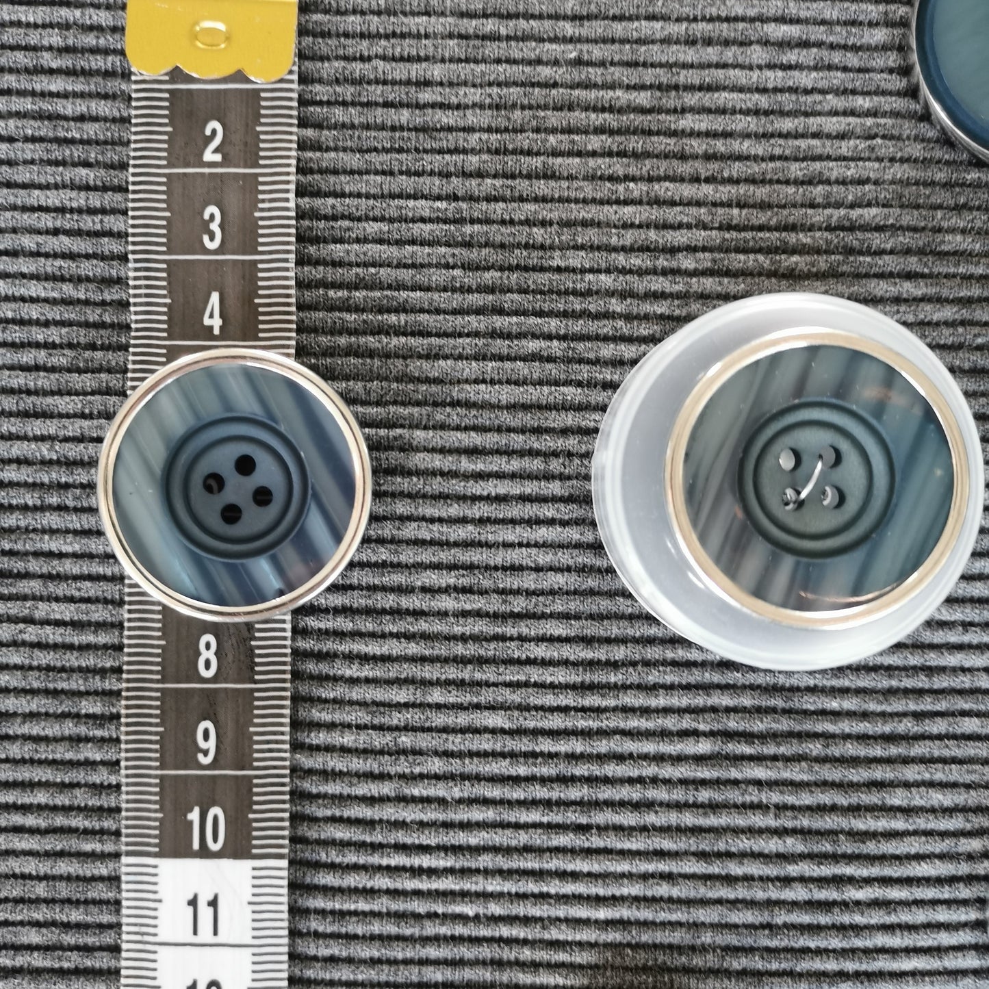 Petrol knap med 4 huller 31 mm.