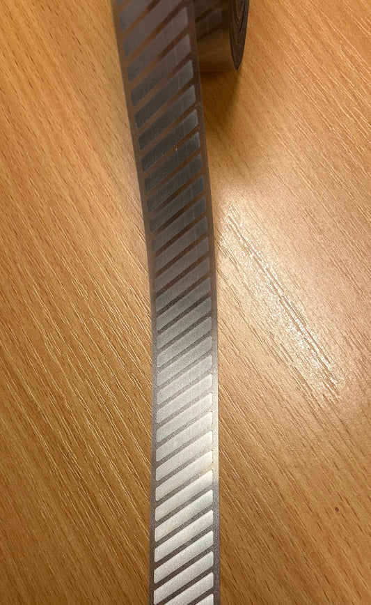 Stribet refleks strygemærke 20 mm